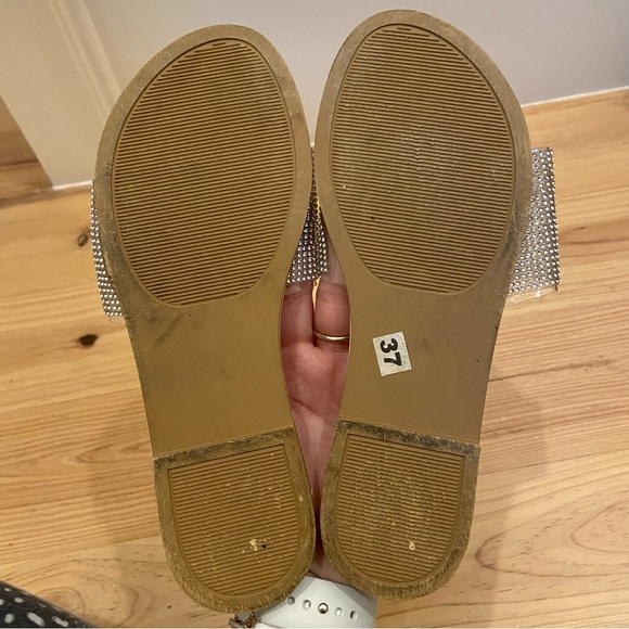 Silver sparkle & clear slides. - Picture 2 of 2